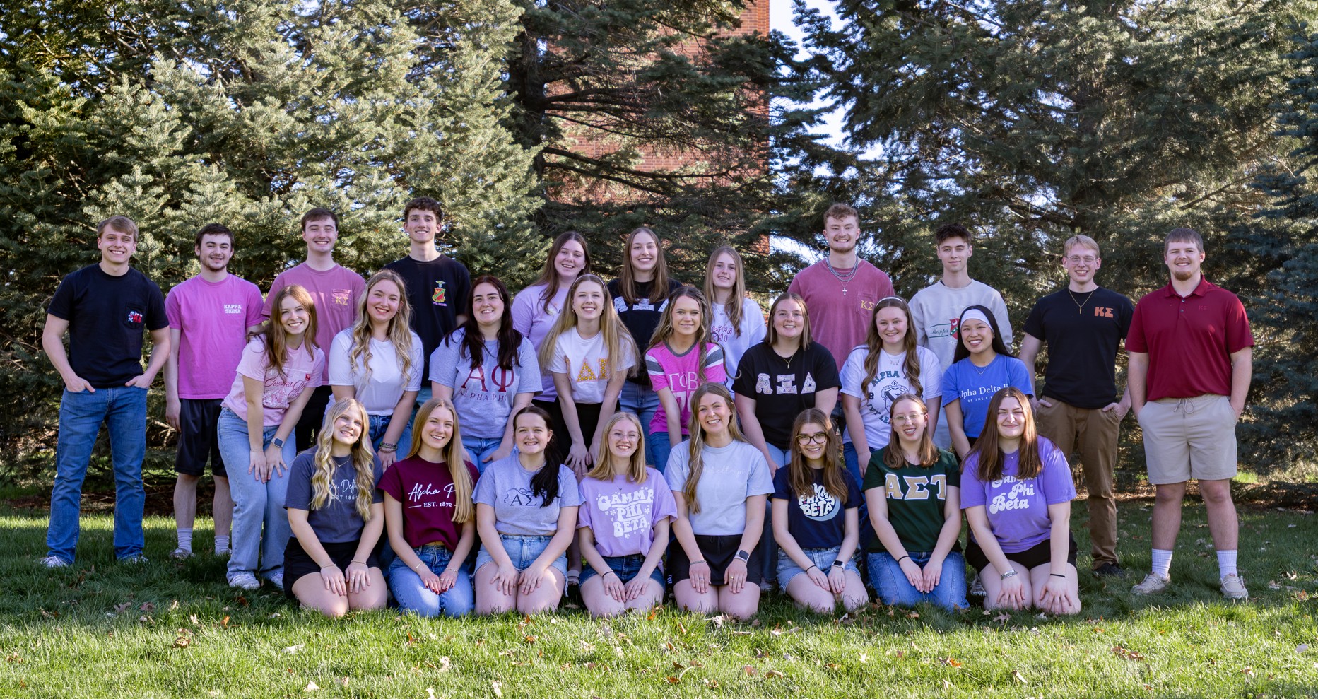 large group of fraternity and sorority members